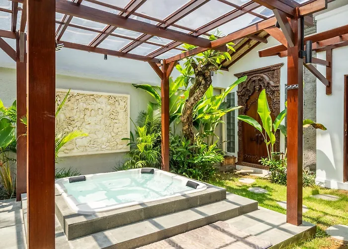 ヴィラ Tranquility Manor Bali サヌール